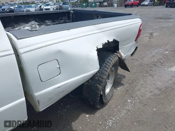 ✅ 2005 Ford Ranger XL Fleet • VIN: 1FTYR45E85PA75211 • Лот: 42256764. Опубликован ранее на IAAI с пробегом 169 892 миль. Бесплатный доступ к архиву аукционных продаж из США и подробный отчёт об истории автомобиля на DreamBid. Изображение 6.