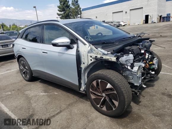 ✅ 2022 Volkswagen ID.4 Pro • VIN: WVGRMPE23NP061903 • Lot: 62135353. Listed on Copart with 10,722 mi. Free auction sales archive from the USA and detailed vehicle history report at DreamBid. Image 4.
