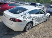 ✅ 2017 Tesla Model S 100D • VIN: 5YJSA1E27HF188034 • Lot: 42879858. Wystawiony na IAAI z przebiegiem Nie podano. Bezpłatny archiwum sprzedaży aukcyjnych z USA i szczegółowy raport historii pojazdu na DreamBid. Zdjęcie 4.