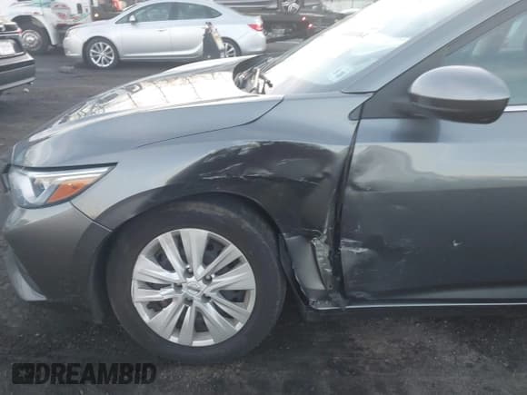 ✅ 2021 Nissan Sentra S • VIN: 3N1AB8BV4MY271079 • Lot: 43841464. Wystawiony na IAAI z przebiegiem 59 504 mil. Bezpłatny archiwum sprzedaży aukcyjnych z USA i szczegółowy raport historii pojazdu na DreamBid. Zdjęcie 6.