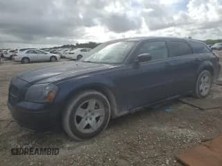 ✅ 2005 Dodge Magnum SE • VIN: 2D4FV48V45H555512 • Lot: 72642264. Listed on Copart with 88,271 mi. Free auction sales archive from the USA and detailed vehicle history report at DreamBid. Image 1.