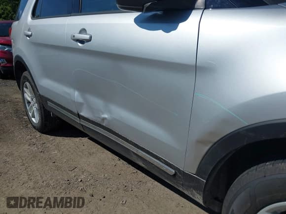 ✅ 2018 Ford Explorer XLT • VIN: 1FM5K8D85JGA34907 • Лот: 43328635. Опубликован ранее на IAAI с пробегом 98 655 миль. Бесплатный доступ к архиву аукционных продаж из США и подробный отчёт об истории автомобиля на DreamBid. Изображение 6.