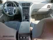 ✅ 2010 Chevrolet Traverse 1LT • VIN: 1GNLRFED9AS114464 • Lot: 85860615. Wystawiony na Copart z przebiegiem 215 104 mil. Bezpłatny archiwum sprzedaży aukcyjnych z USA i szczegółowy raport historii pojazdu na DreamBid. Zdjęcie 8.