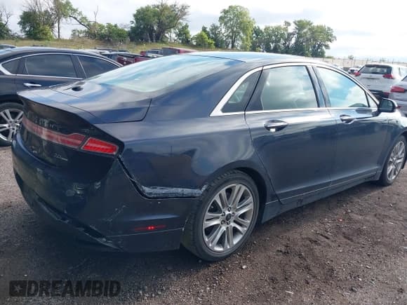 ✅ 2014 Lincoln MKZ • VIN: 3LN6L2G90ER830465 • Lot: 42862520. Listed on IAAI with 120,532 mi. Free auction sales archive from the USA and detailed vehicle history report at DreamBid. Image 4.
