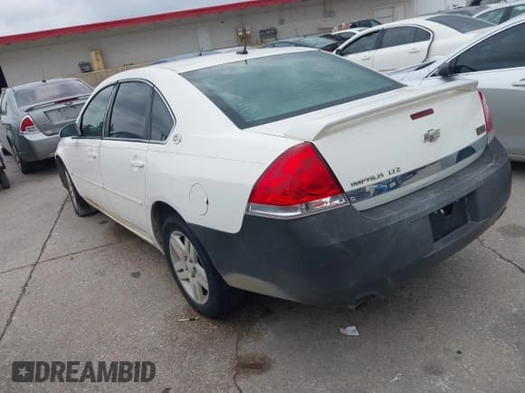 ✅ 2006 Chevrolet Impala LTZ • VIN: 2G1WU581169298221 • Лот: 43542226. Опубликован ранее на IAAI с пробегом 211 466 миль. Бесплатный доступ к архиву аукционных продаж из США и подробный отчёт об истории автомобиля на DreamBid. Изображение 3.