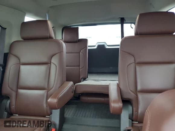 ✅ 2017 Chevrolet Tahoe Premier • VIN: 1GNSKCKC7HR271275 • Лот: 83877005. Опубликован ранее на Copart с пробегом 185 199 миль. Бесплатный доступ к архиву аукционных продаж из США и подробный отчёт об истории автомобиля на DreamBid. Изображение 10.