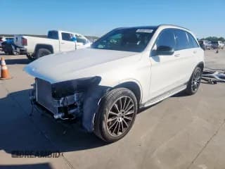✅ 2019 Mercedes-Benz GLC 300 • VIN: WDC0G4JB9KF562606 • Lot: 91287155. Wystawiony na Copart z przebiegiem 104 511 mil. Bezpłatny archiwum sprzedaży aukcyjnych z USA i szczegółowy raport historii pojazdu na DreamBid. Zdjęcie 1.