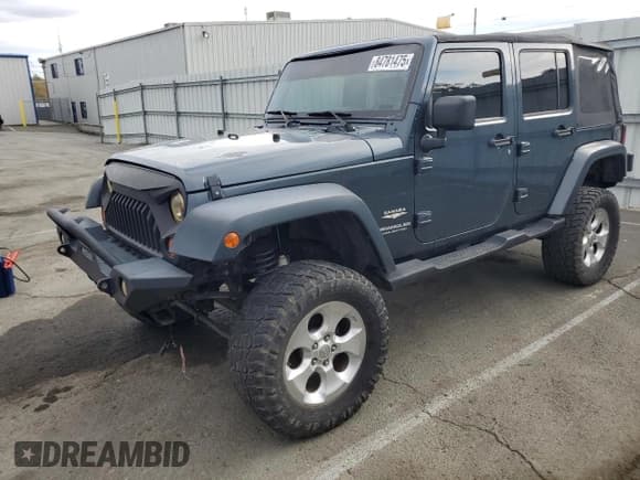 ✅ 2007 Jeep Wrangler Unlimited Sahara • VIN: 1J4GB59107L184277 • Lot: 84781475. Listed on Copart with 264,496 mi. Free auction sales archive from the USA and detailed vehicle history report at DreamBid. Image 1.