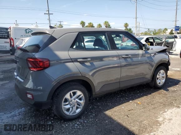 ✅ 2021 Hyundai Venue SE • VIN: KMHRB8A33MU096516 • Lot: 57664065. Listed on Copart with 14,160 mi. Free auction sales archive from the USA and detailed vehicle history report at DreamBid. Image 3.