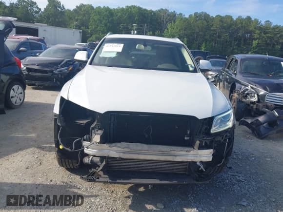 ✅ 2015 Audi Q5 Prestige • VIN: WA1VMAFP7FA101084 • Lot: 42512810. Listed on IAAI with 140,000 mi. Free auction sales archive from the USA and detailed vehicle history report at DreamBid. Image 12.