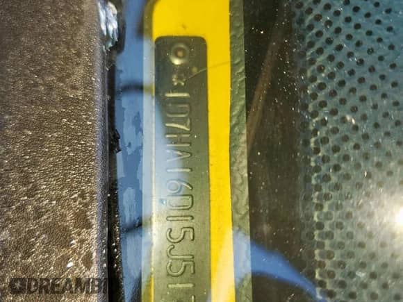 2005 Dodge 1500 SLT z VIN 1D7HA16D15J517718, wystawiony jako Copart lot #67742995 z przebiegiem 220 676 mil mil oraz Nie do naprawy • Non repairable. Historia ofert i sprzedaży dostępna na DreamBid. Obrazek 13.