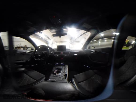 ✅ 2018 Audi S4 Premium Plus • VIN: WAUB4AF47JA177571 • Lot: 41930299. Wystawiony na IAAI z przebiegiem 56 373 mil. Bezpłatny archiwum sprzedaży aukcyjnych z USA i szczegółowy raport historii pojazdu na DreamBid. Zdjęcie 19.