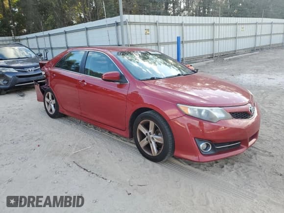 ✅ 2014 Toyota Camry LE • VIN: 4T1BF1FK7EU832520 • Лот: 91762705. Опубликован ранее на Copart с пробегом 114 143 миль. Бесплатный доступ к архиву аукционных продаж из США и подробный отчёт об истории автомобиля на DreamBid. Изображение 4.