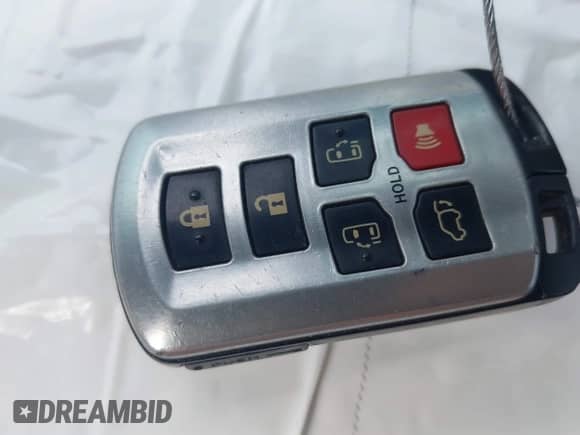 2011 Toyota Sienna XLE AAS with VIN 5TDYK3DC1BS106301, listed as a IAAI auction lot 43423294 with 158,803 mi miles and . Bid and sale history available at DreamBid. Image 11.