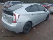 ✅ 2014 Toyota Prius Two • VIN: JTDKN3DU8E1735660 • Lot: 43803644. Wystawiony na IAAI z przebiegiem 279 126 mil. Bezpłatny archiwum sprzedaży aukcyjnych z USA i szczegółowy raport historii pojazdu na DreamBid. Zdjęcie 4.