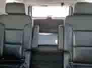 2017 Chevrolet Tahoe LT z VIN 1GNSCBKC7HR258470, wystawiony jako Copart lot #83969715 z przebiegiem 135 084 mil mil oraz Czysty tytuł • Clean title. Historia ofert i sprzedaży dostępna na DreamBid. Obrazek 10.