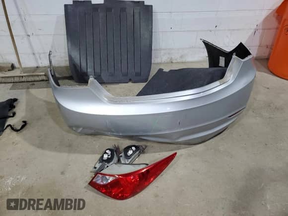 2011 Hyundai Sonata GLS with VIN 5NPEB4AC3BH005747, listed as a Copart auction lot 80193815 with 98,222 mi miles and Salvage title. Bid and sale history available at DreamBid. Image 12.