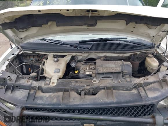 ✅ 2016 Chevrolet Express Cargo • VIN: 1GCZGHFG5G1230370 • Lot: 42697210. Listed on IAAI with 370,606 mi. Free auction sales archive from the USA and detailed vehicle history report at DreamBid. Image 10.