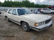 ✅ 1991 Mercury Grand Marquis • VIN: 2MECM75F9MX655898 • Lot: 58300935. Listed on Copart with 25,562 mi. Free auction sales archive from the USA and detailed vehicle history report at DreamBid. Image 4.