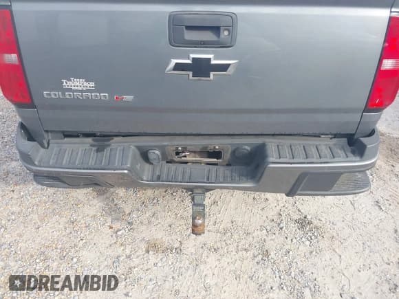 ✅ 2019 Chevrolet Colorado 4WD Work Truck • VIN: 1GCGTBEN3K1274912 • Lot: 43744382. Listed on IAAI with 73,892 mi. Free auction sales archive from the USA and detailed vehicle history report at DreamBid. Image 6.