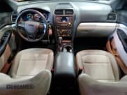 ✅ 2018 Ford Explorer • VIN: 1FM5K8B84JGB25458 • Lot: 89856305. Wystawiony na Copart z przebiegiem 124 521 mil. Bezpłatny archiwum sprzedaży aukcyjnych z USA i szczegółowy raport historii pojazdu na DreamBid. Zdjęcie 8.