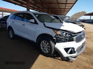 ✅ 2017 Kia Sorento LX • VIN: 5XYPGDA5XHG193632 • Lot: 43298511. Wystawiony na IAAI z przebiegiem 119 313 mil. Bezpłatny archiwum sprzedaży aukcyjnych z USA i szczegółowy raport historii pojazdu na DreamBid. Zdjęcie 1.