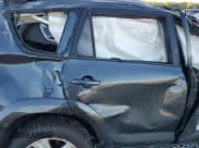 ✅ 2007 Toyota RAV4 Sport • VIN: JTMZK32V375009204 • Lot: 81812905. Wystawiony na Copart z przebiegiem Nie podano. Bezpłatny archiwum sprzedaży aukcyjnych z USA i szczegółowy raport historii pojazdu na DreamBid. Zdjęcie 11.