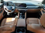 ✅ 2025 Kia Telluride SX-Prestige X-Line • VIN: 5XYP5DGC0SG586770 • Lot: 71304765. Wystawiony na Copart z przebiegiem 7 033 mil. Bezpłatny archiwum sprzedaży aukcyjnych z USA i szczegółowy raport historii pojazdu na DreamBid. Zdjęcie 8.