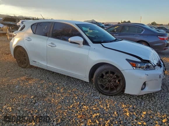 ✅ 2012 Lexus CT 200h Premium • VIN: JTHKD5BH3C2084478 • Lot: 93146235. Listed on Copart with 271,810 mi. Free auction sales archive from the USA and detailed vehicle history report at DreamBid. Image 4.