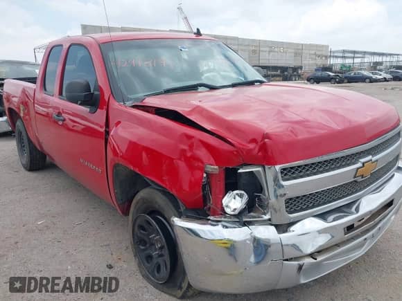 2013 Chevrolet Silverado 1500 LT with VIN 1GCRCSEA2DZ227445, listed as a IAAI auction lot 42418191 with 262,600 mi miles and . Bid and sale history available at DreamBid. Image 6.
