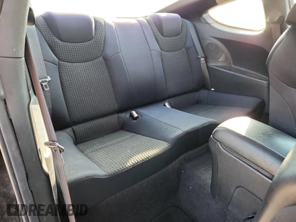 ✅ 2010 Hyundai Genesis Coupe • VIN: KMHHT6KD9AU009993 • Lot: 84393205. Wystawiony na Copart z przebiegiem 129 848 mil. Bezpłatny archiwum sprzedaży aukcyjnych z USA i szczegółowy raport historii pojazdu na DreamBid. Zdjęcie 10.