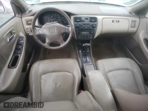 ✅ 1999 Honda Accord EX • VIN: 1HGCG1653XA030844 • Lot: 94106695. Wystawiony na Copart z przebiegiem 282 964 mil. Bezpłatny archiwum sprzedaży aukcyjnych z USA i szczegółowy raport historii pojazdu na DreamBid. Zdjęcie 8.