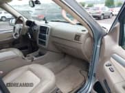 ✅ 2005 Mercury Mountaineer • VIN: 4M2DU86E25ZJ20760 • Лот: 42512014. Опубликован ранее на IAAI с пробегом 120 923 миль. Бесплатный доступ к архиву аукционных продаж из США и подробный отчёт об истории автомобиля на DreamBid. Изображение 5.