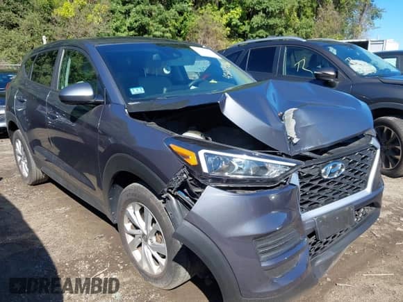 ✅ 2019 Hyundai Tucson SE • VIN: KM8J23A40KU962727 • Lot: 43103436. Wystawiony na IAAI z przebiegiem 95 441 mil mil. Skorzystaj z bezpłatnego archiwum sprzedaży aukcyjnych z USA i zobacz szczegółowy raport historii pojazdu na DreamBid. Zdjęcie 1.