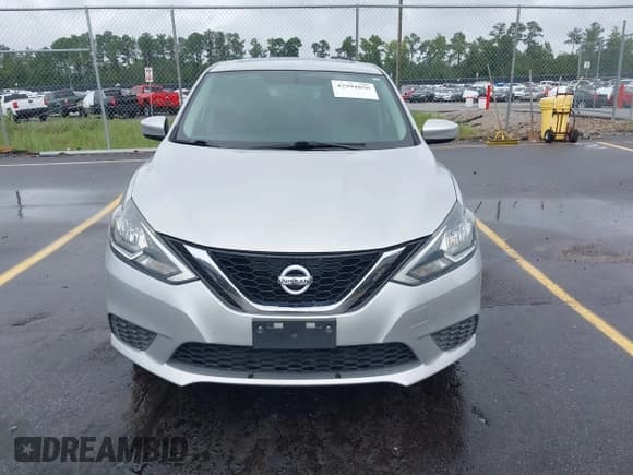 ✅ 2017 Nissan Sentra SL • VIN: 3N1AB7AP3HY323823 • Lot: 42994856. Listed on IAAI with 164,031 mi. Free auction sales archive from the USA and detailed vehicle history report at DreamBid. Image 11.