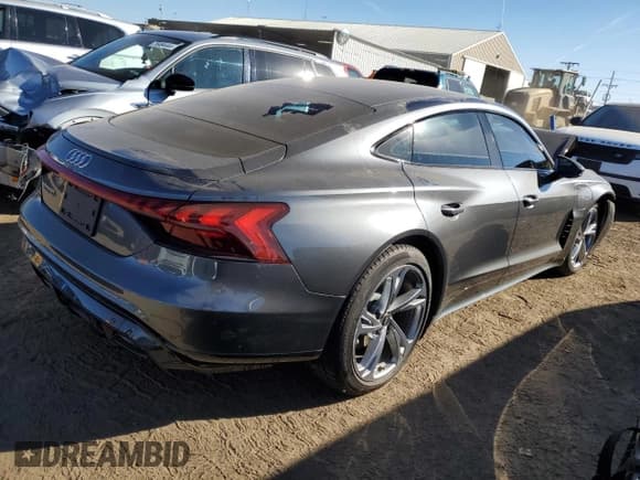 ✅ 2022 Audi e-tron GT Premium Plus • VIN: WAUFJBFWXN7008942 • Lot: 77193994. Listed on Copart with 22,917 mi. Free auction sales archive from the USA and detailed vehicle history report at DreamBid. Image 3.