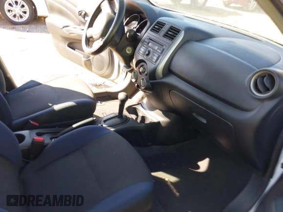 ✅ 2012 Nissan Versa SV • VIN: 3N1CN7AP3CL868880 • Lot: 43663063. Listed on IAAI with 140,040 mi. Free auction sales archive from the USA and detailed vehicle history report at DreamBid. Image 5.