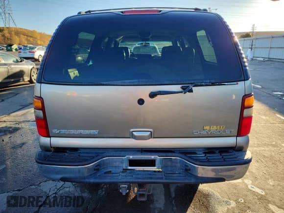 ✅ 2003 Chevrolet Suburban Z71 • VIN: 3GNFK16Z53G311687 • Lot: 89862525. Listed on Copart with 322,892 mi. Free auction sales archive from the USA and detailed vehicle history report at DreamBid. Image 6.
