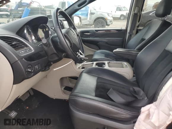 ✅ 2019 Dodge Grand Caravan SXT • VIN: 2C4RDGCG7KR511372 • Lot: 90969915. Wystawiony na Copart z przebiegiem 79 019 mil. Bezpłatny archiwum sprzedaży aukcyjnych z USA i szczegółowy raport historii pojazdu na DreamBid. Zdjęcie 7.