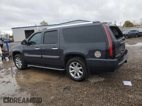 ✅ 2008 GMC Yukon XL • VIN: 1GKFK66808J238803 • Lot: 82479215. Wystawiony na Copart z przebiegiem 161 324 mil. Bezpłatny archiwum sprzedaży aukcyjnych z USA i szczegółowy raport historii pojazdu na DreamBid. Zdjęcie 2.
