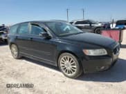 ✅ 2010 Volvo V50 • VIN: YV1382MWXA2555103 • Lot: 71846494. Listed on Copart with 134,641 mi. Free auction sales archive from the USA and detailed vehicle history report at DreamBid. Image 4.