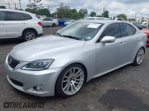 ✅ 2010 Lexus IS 250 • VIN: JTHCF5C29A5039078 • Lot: 42718134. Wystawiony na IAAI z przebiegiem 141 990 mil. Bezpłatny archiwum sprzedaży aukcyjnych z USA i szczegółowy raport historii pojazdu na DreamBid. Zdjęcie 2.