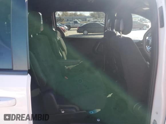 ✅ 2015 Dodge Grand Caravan SXT • VIN: 2C4RDGCG3FR509527 • Lot: 91140795. Listed on Copart with 103,707 mi. Free auction sales archive from the USA and detailed vehicle history report at DreamBid. Image 11.