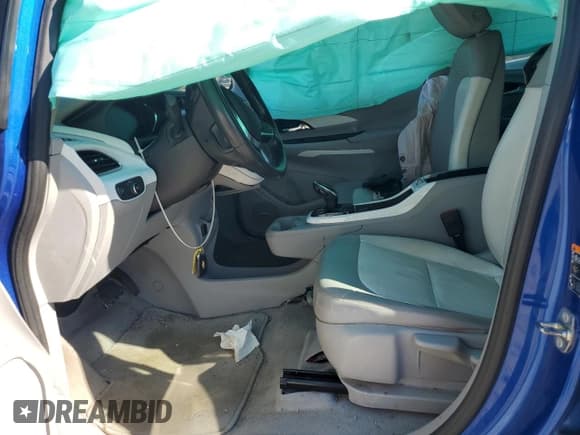 ✅ 2018 Chevrolet Bolt EV Premier • VIN: 1G1FX6S01J4137764 • Lot: 89164965. Wystawiony na Copart z przebiegiem Nie podano. Bezpłatny archiwum sprzedaży aukcyjnych z USA i szczegółowy raport historii pojazdu na DreamBid. Zdjęcie 7.