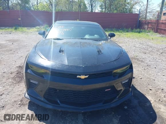 ✅ 2017 Chevrolet Camaro 1SS • VIN: 1G1FF1R73H0201264 • Lot: 42198887. Wystawiony na IAAI z przebiegiem 60 156 mil. Bezpłatny archiwum sprzedaży aukcyjnych z USA i szczegółowy raport historii pojazdu na DreamBid. Zdjęcie 12.
