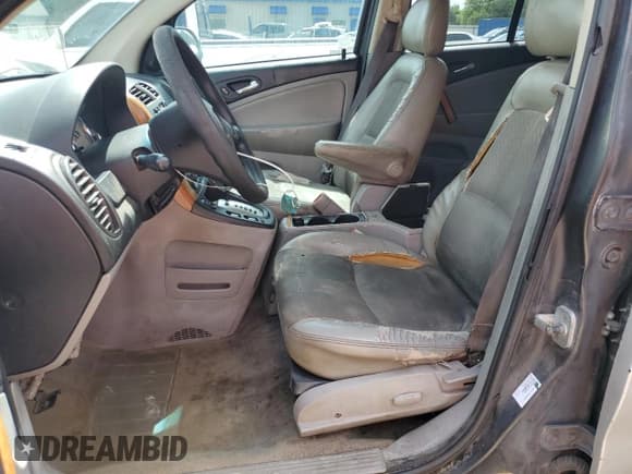 ✅ 2007 Saturn VUE V6 • VIN: 5GZCZ53427S800861 • Lot: 61335625. Wystawiony na Copart z przebiegiem 213 903 mil. Bezpłatny archiwum sprzedaży aukcyjnych z USA i szczegółowy raport historii pojazdu na DreamBid. Zdjęcie 7.