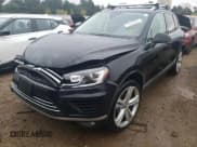 ✅ 2017 Volkswagen Touareg Executive • VIN: WVGGF7BP9HD001762 • Лот: 73943823. Опубликован ранее на Copart с пробегом 124 188 миль. Бесплатный доступ к архиву аукционных продаж из США и подробный отчёт об истории автомобиля на DreamBid. Изображение 1.