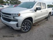 ✅ 2020 Chevrolet Silverado 1500 RST • VIN: 3GCUYEED9LG398957 • Lot: 40698196. Wystawiony na IAAI z przebiegiem 17 043 mil. Bezpłatny archiwum sprzedaży aukcyjnych z USA i szczegółowy raport historii pojazdu na DreamBid. Zdjęcie 17.