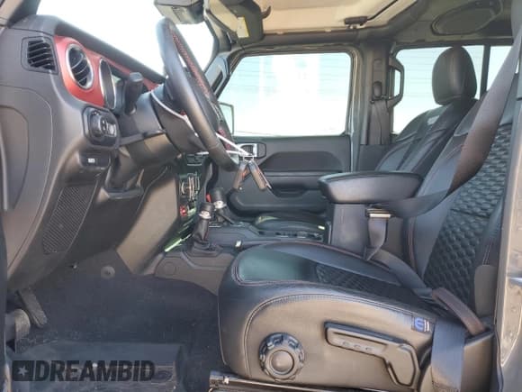 ✅ 2022 Jeep Gladiator Rubicon • VIN: 1C6JJTBG9NL101774 • Lot: 74597074. Listed on Copart with 11,903 mi. Free auction sales archive from the USA and detailed vehicle history report at DreamBid. Image 7.