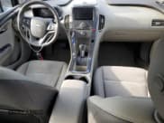 ✅ 2015 Chevrolet Volt • VIN: 1G1RB6E49FU118509 • Lot: 47001884. Wystawiony na Copart z przebiegiem 104 696 mil. Bezpłatny archiwum sprzedaży aukcyjnych z USA i szczegółowy raport historii pojazdu na DreamBid. Zdjęcie 8.